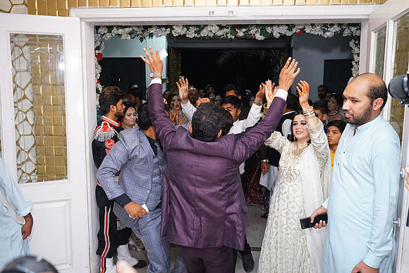 Rafiya & Fahad Barat 00167