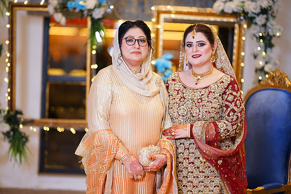Ammara & Azeem Barat 00111