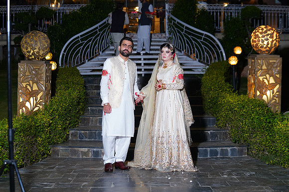 Azhar & Ayesha 00059