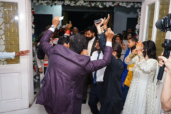 Rafiya & Fahad Barat 00171