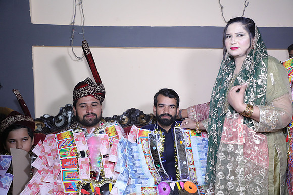 Ibrar & Aleena Barat 00186