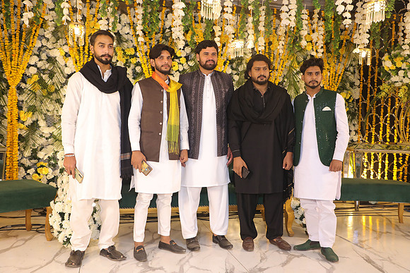Ibrar & Aleena Mehndi 00094