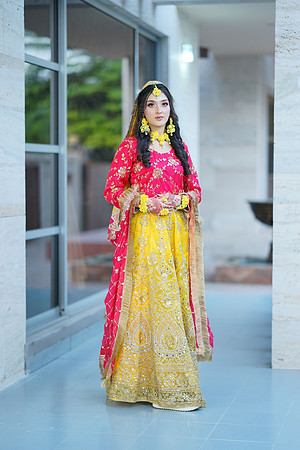 Roman & Areeja Mehndi 00001