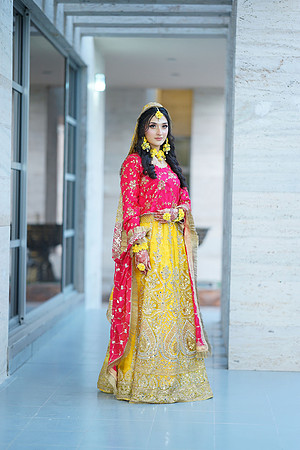 Roman & Areeja Mehndi 00003