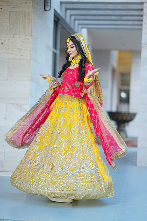 Roman & Areeja Mehndi 00025