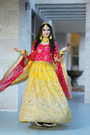 Roman & Areeja Mehndi 00027