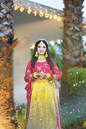 Roman & Areeja Mehndi 00037