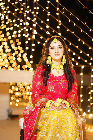 Roman & Areeja Mehndi 00131