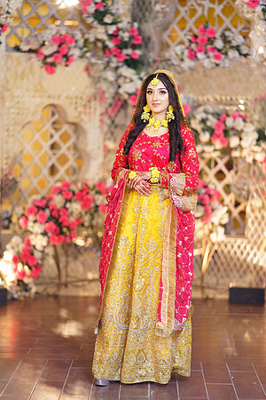 Roman & Areeja Mehndi 00139