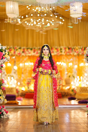 Roman & Areeja Mehndi 00144
