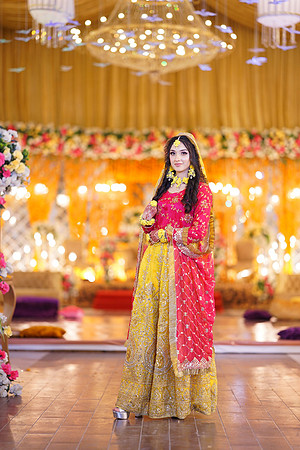 Roman & Areeja Mehndi 00148