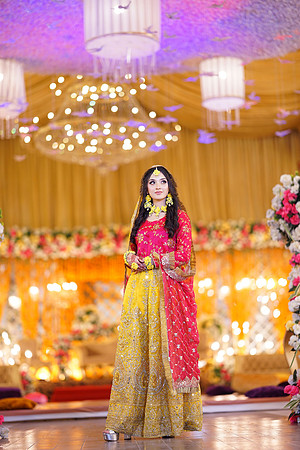 Roman & Areeja Mehndi 00151