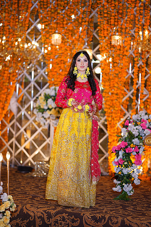 Roman & Areeja Mehndi 00170