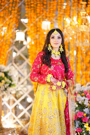 Roman & Areeja Mehndi 00174