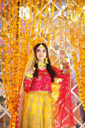 Roman & Areeja Mehndi 00199
