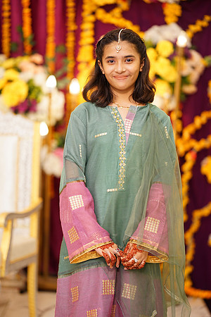 Ghufran & Fareeha Mehndi 00024
