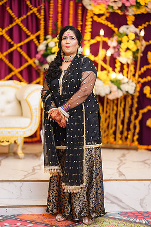 Ghufran & Fareeha Mehndi 00084