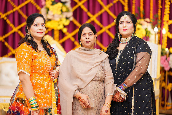 Ghufran & Fareeha Mehndi 00090