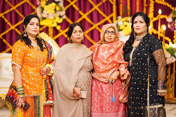 Ghufran & Fareeha Mehndi 00091