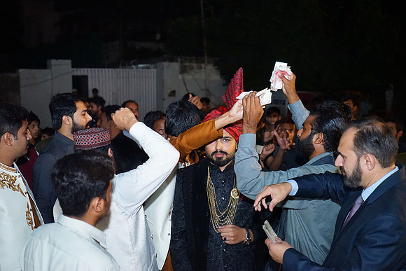 Ghufran & Fareeha Barat 00108