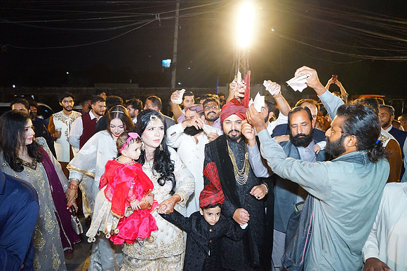 Ghufran & Fareeha Barat 00113