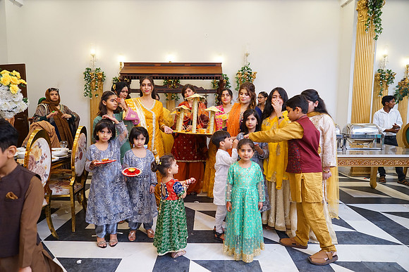 Ghufran & Fareeha Mehndi 00190