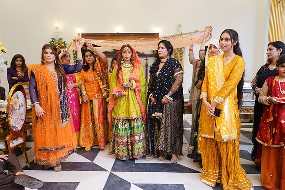 Ghufran & Fareeha Mehndi 00200