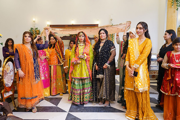 Ghufran & Fareeha Mehndi 00201