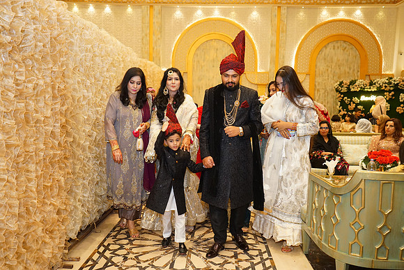 Ghufran & Fareeha Barat 00172