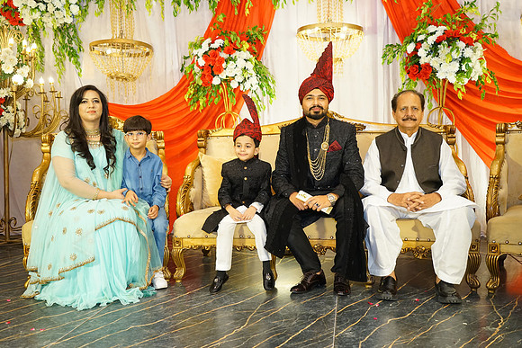 Ghufran & Fareeha Barat 00173
