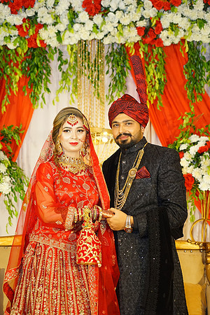Ghufran & Fareeha Barat 00216