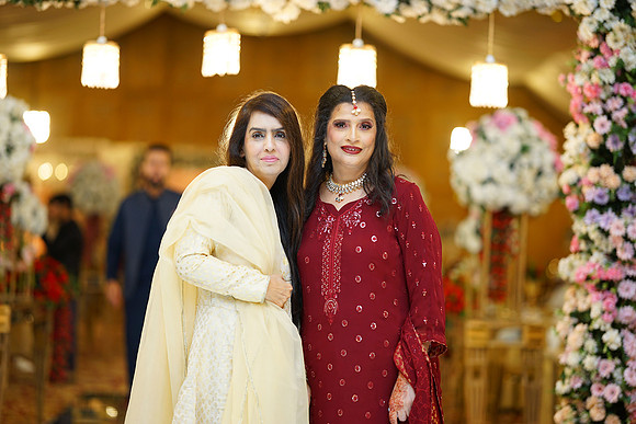 Roman & Areeja Barat 00177