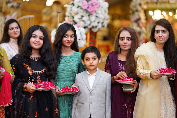 Roman & Areeja Barat 00188