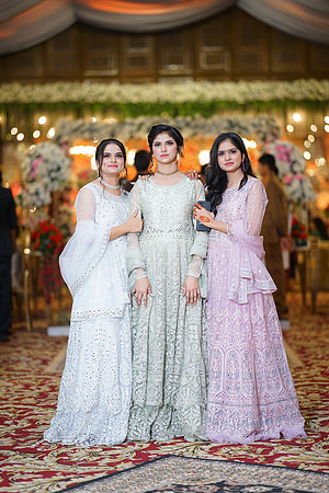 Roman & Areeja Barat 00259