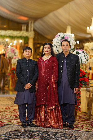 Roman & Areeja Barat 00264