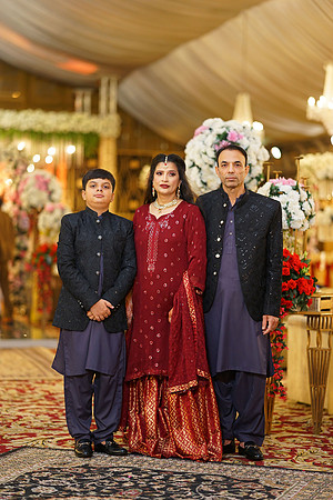 Roman & Areeja Barat 00265