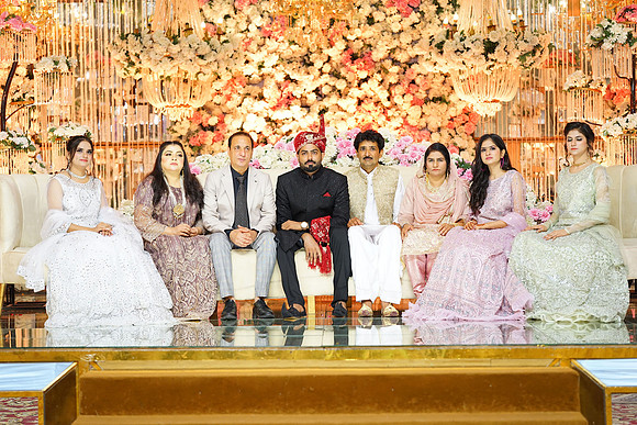 Roman & Areeja Barat 00301