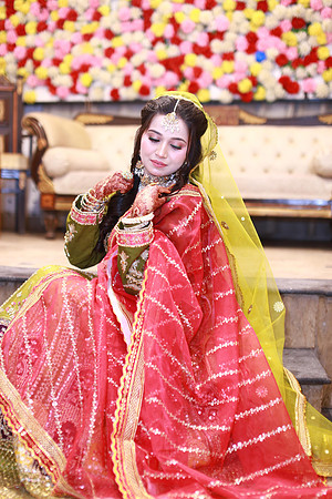 Usama & Bisma Mehndi 00153