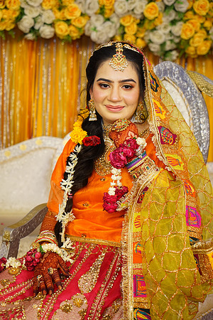 Rafiya & Fahad Mehndi 00067