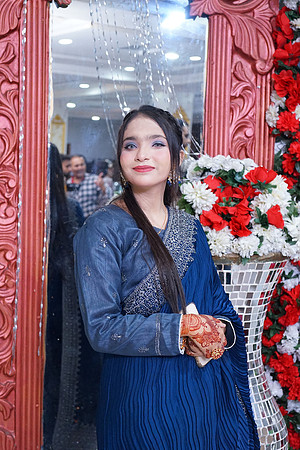 Rafiya & Fahad Barat 00217
