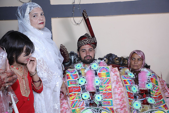 Ibrar & Aleena Barat 00178