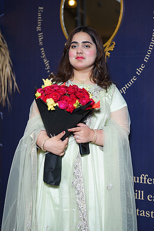 Haniya & Abid Walima 00249