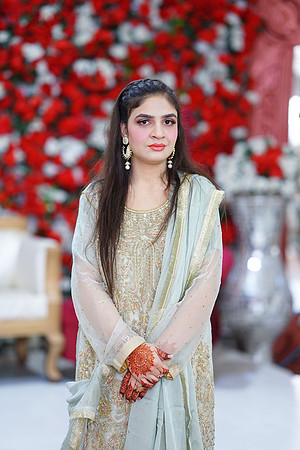 Rafiya & Fahad Barat 00136