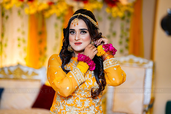 Iqra & Touqeer Mehndi 00026