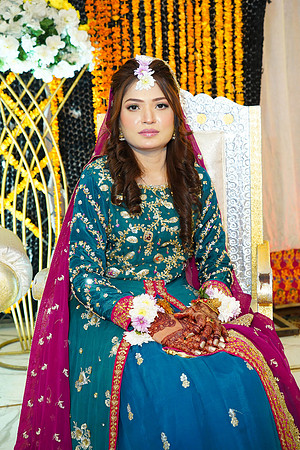 Ayesha & Arslan Mehndi 00027