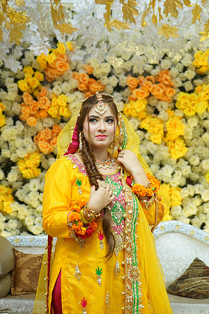 Haris & Zunaira Mehndi 00042