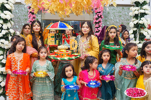 Haris & Zunaira Mehndi 00182
