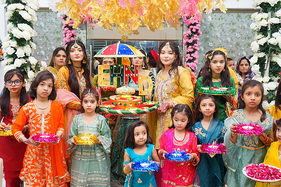 Haris & Zunaira Mehndi 00183