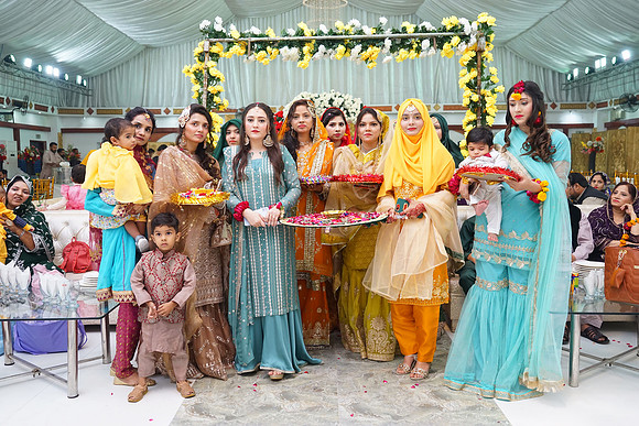 Haris & Zunaira Mehndi 00209