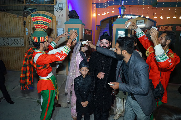 Haris & Zunaira Barat 00219